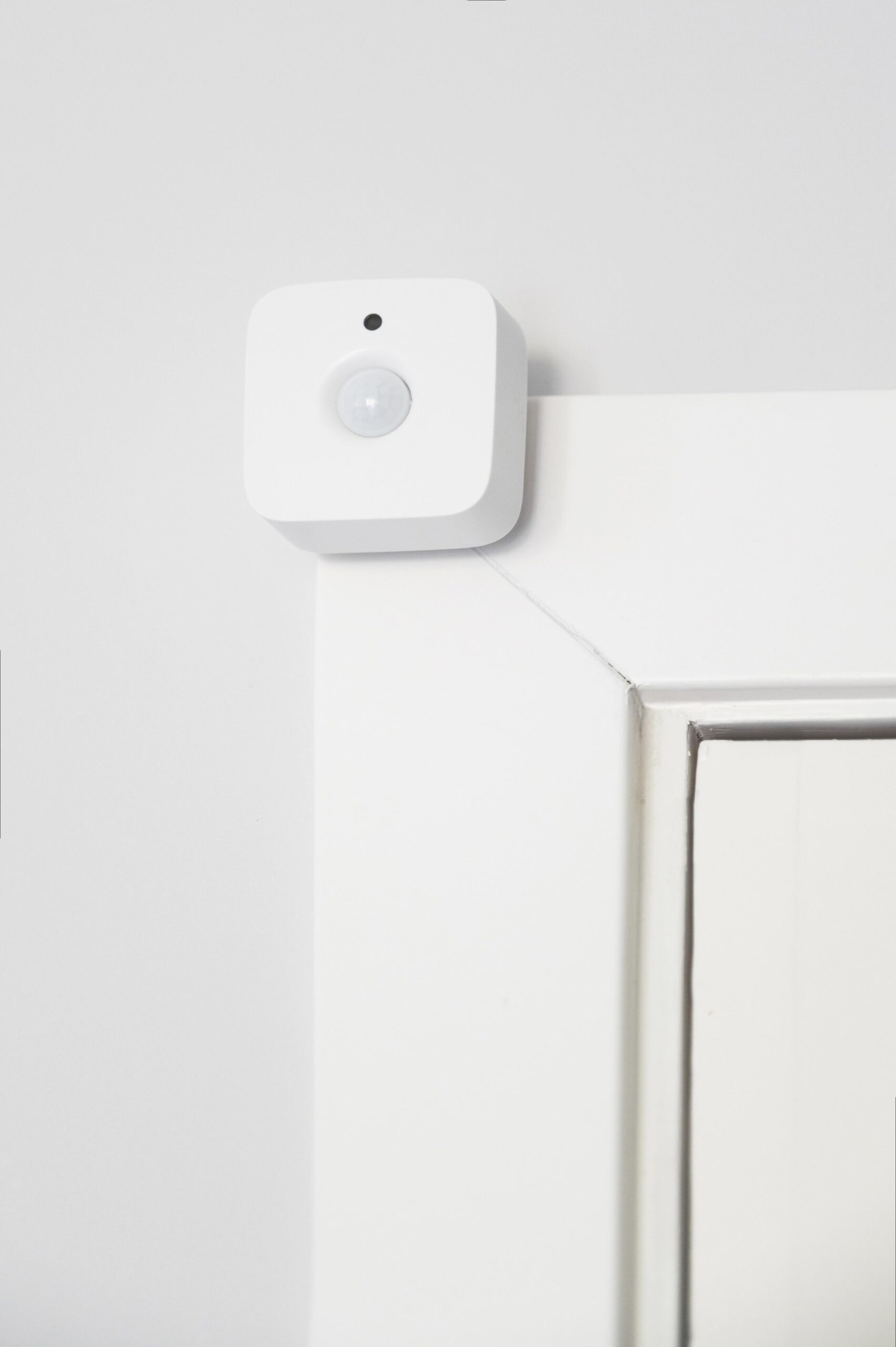 Kit de alarma inalámbrica con sensores y panel táctil